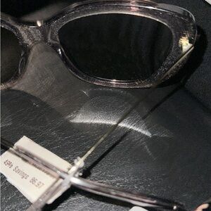 Coach women sun glasses brand new got these as a gift never used